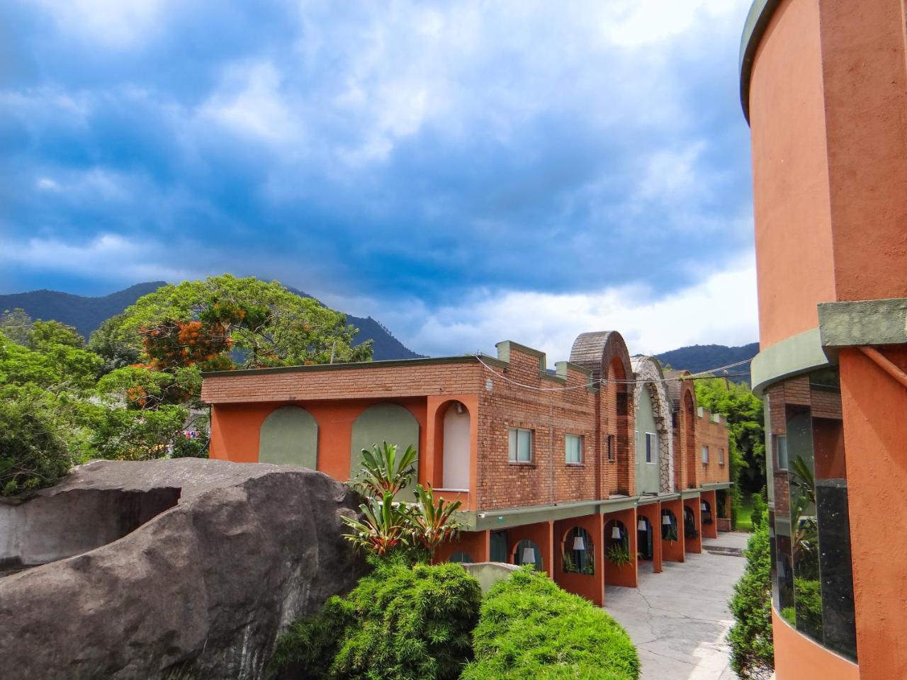Silmar Hotel/Motel Rio Blanco  Exterior photo